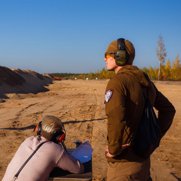 Вместе с Jaguar Land Rover РОЛЬФ Нева легко почувствовать максимальное ощущение адреналина и очарование осени. Мероприятие для клиентов в спортивно-стрелковом клубе «Невский».