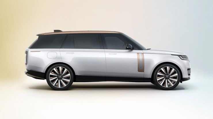 Опциональные 23-дюймовые легкосплавные колесные диски с отделкой Diamond Turned Dark Grey Gloss.